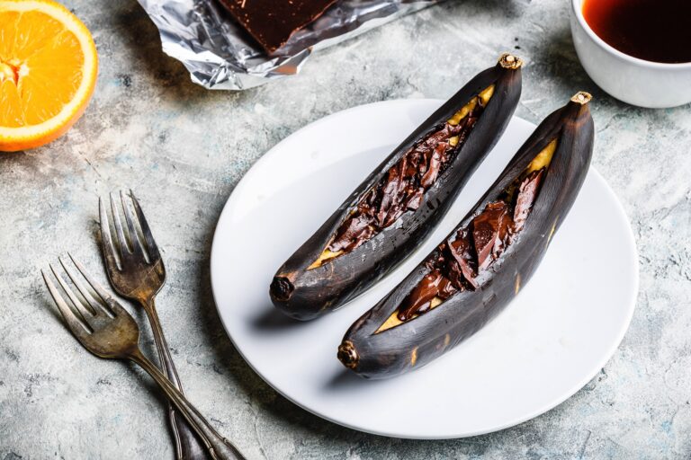 Banan pieczony z&nbsp;czekoladą w&nbsp;Air Fryer
