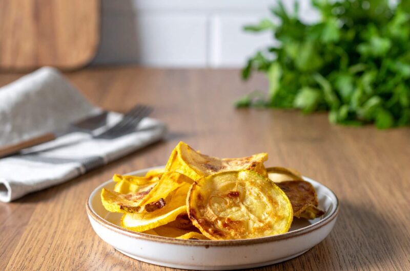Chipsy z żółtej cukinii w Air Fryer