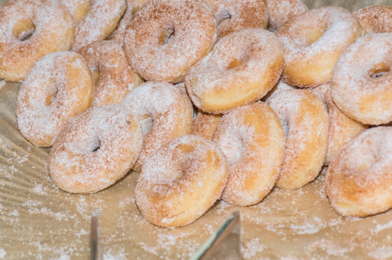 Pączki z dziurką z frytkownicy beztłuszczowej